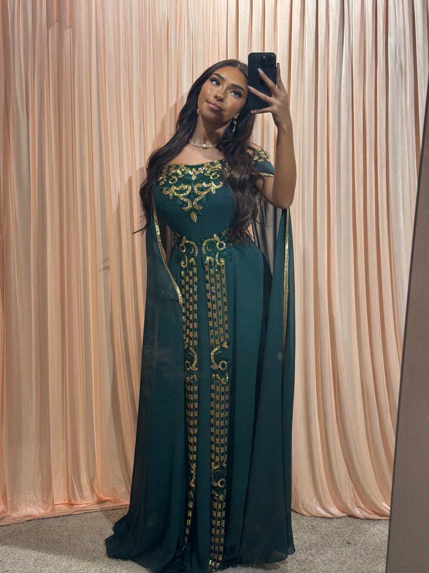 Robe Aifos