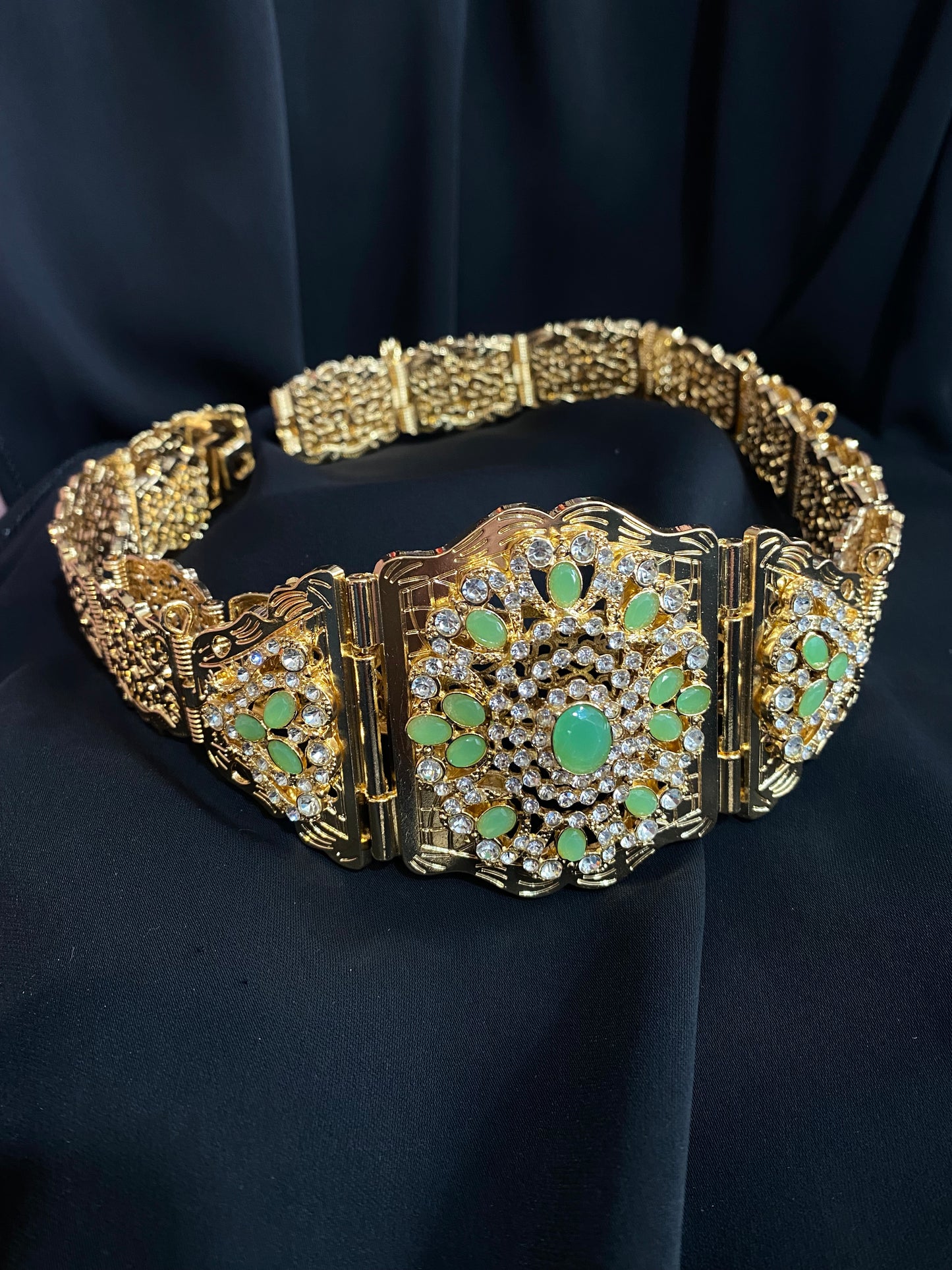 Ceinture en métal perles vert pistache