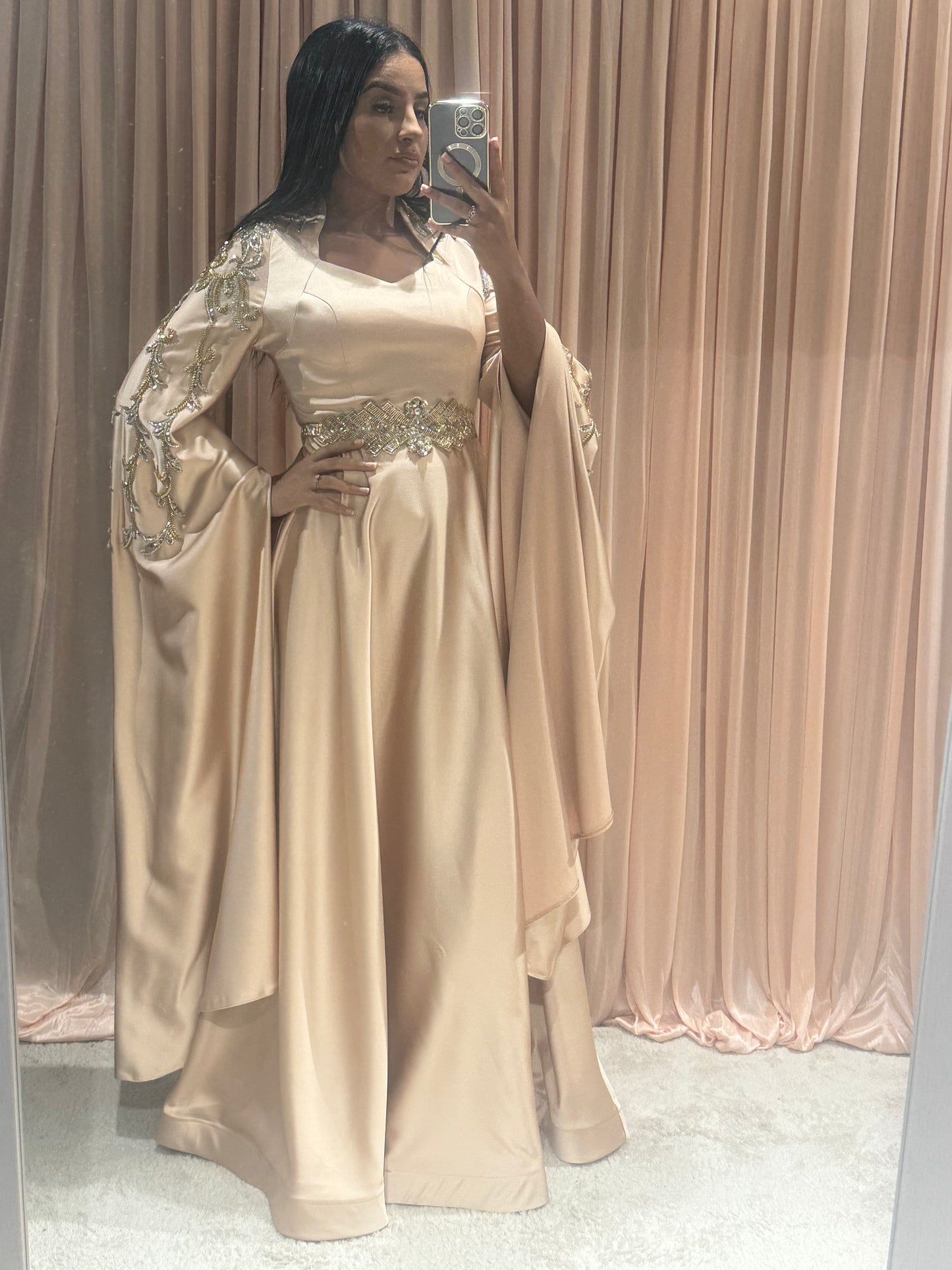 Robe la séduisante