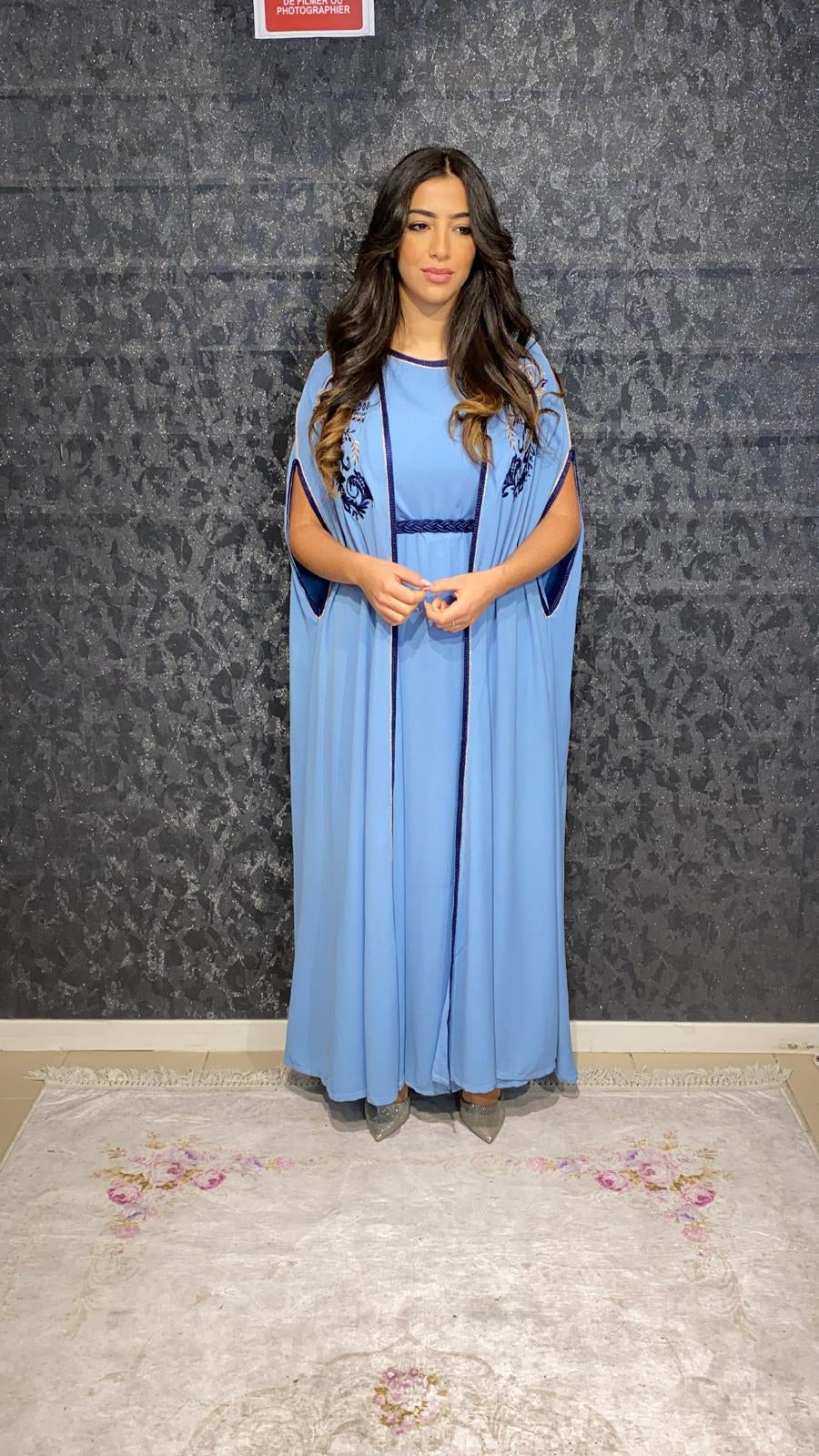 Robe Nora