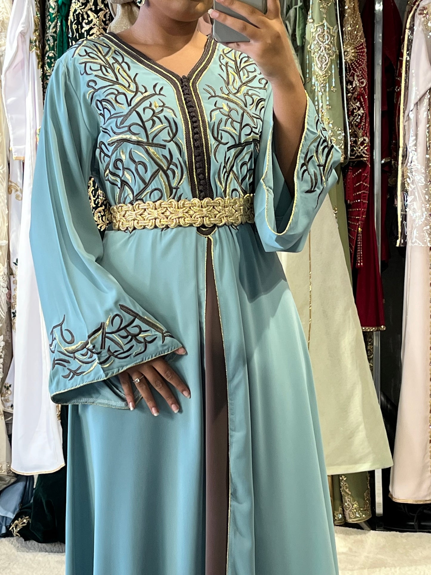 Robe Asila