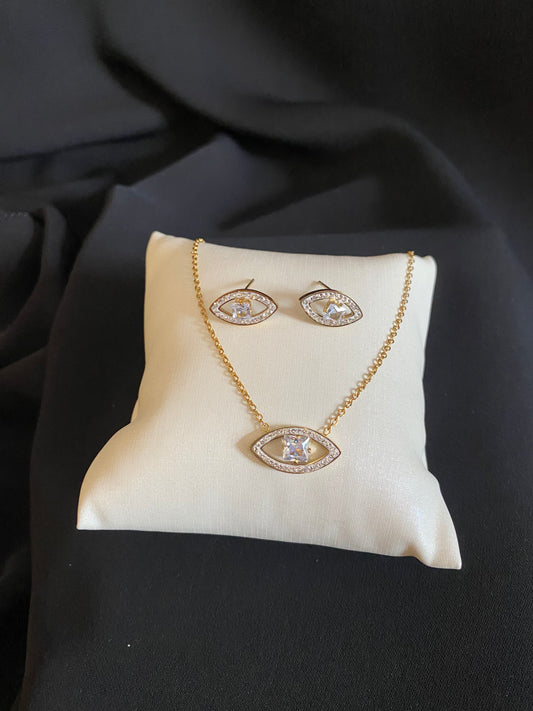 Ensemble collier et boucles d’oreille en acier inoxydable
